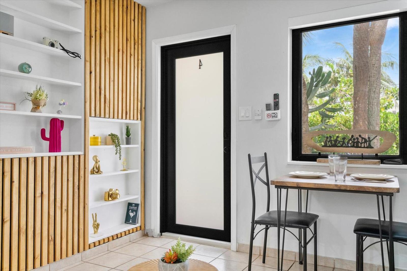 Apartamento Walnut By The Sea Hollywood Habitación foto