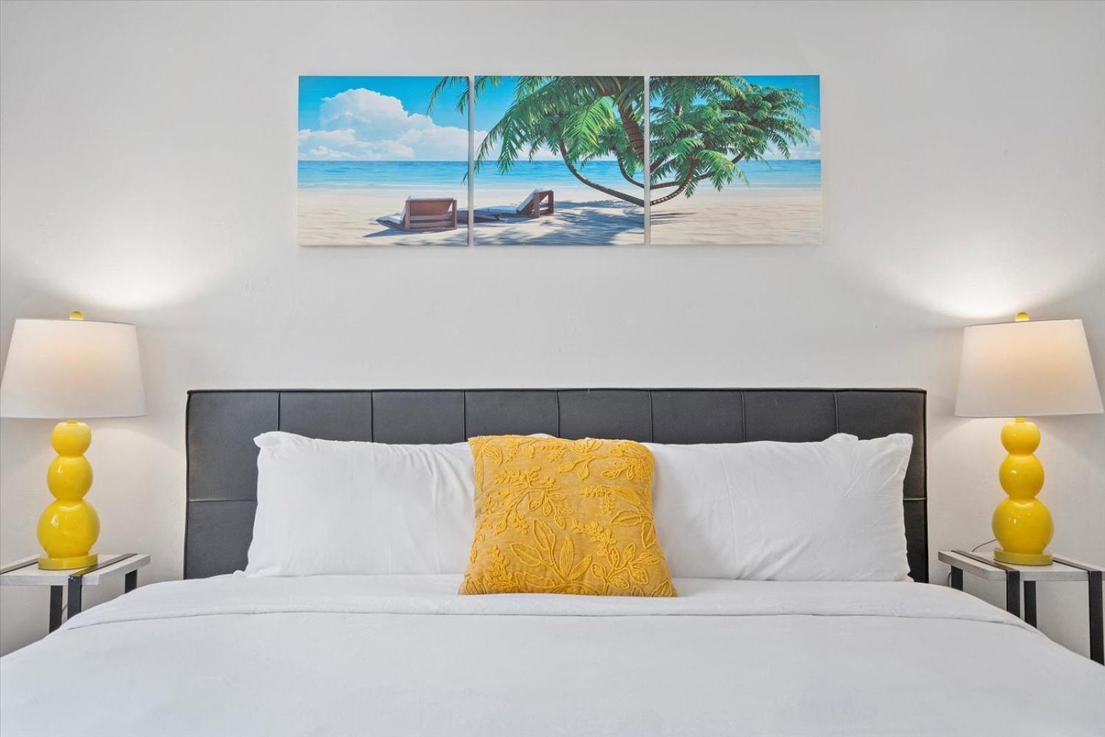 Apartamento Walnut By The Sea Hollywood Habitación foto