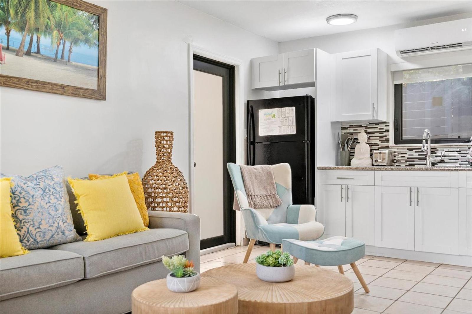 Apartamento Walnut By The Sea Hollywood Habitación foto