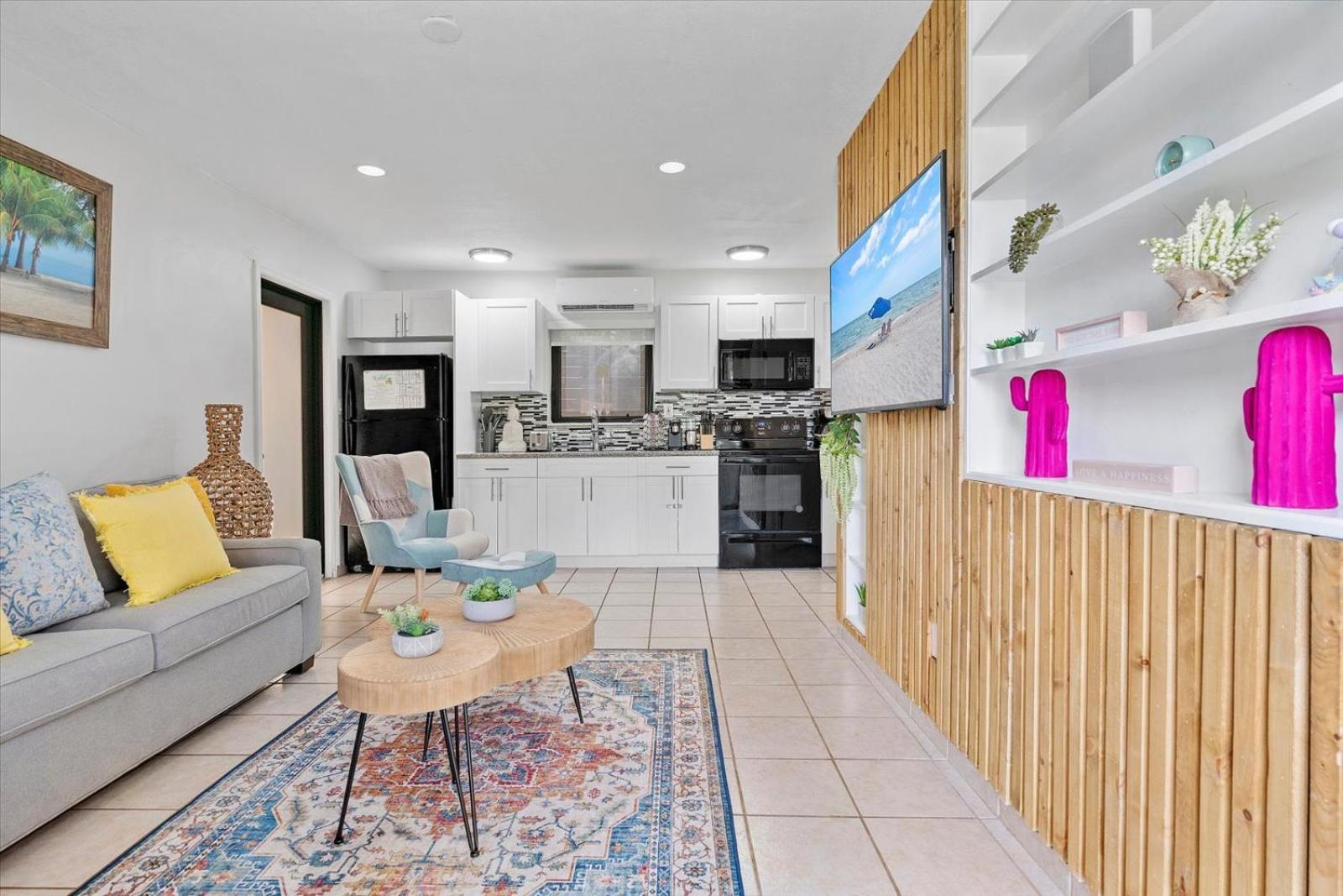 Apartamento Walnut By The Sea Hollywood Habitación foto